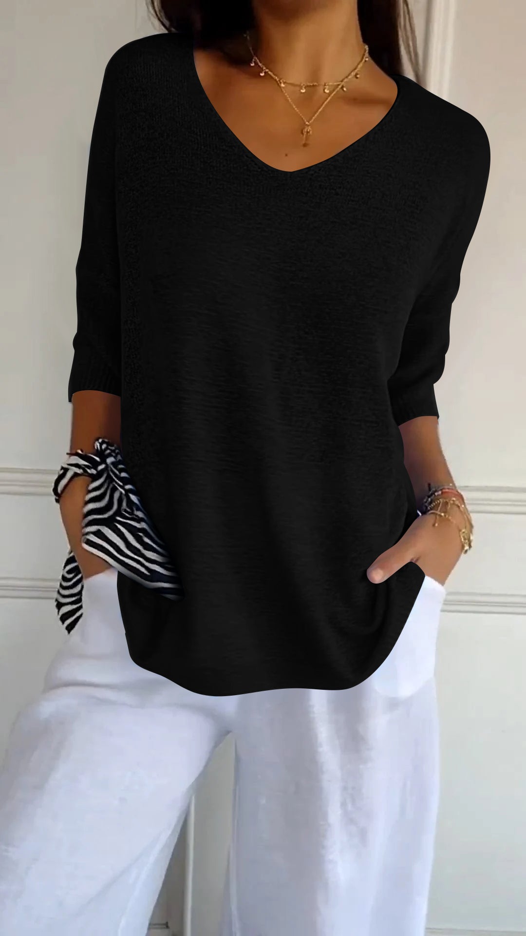 Delphine | Casual V-Neck Top