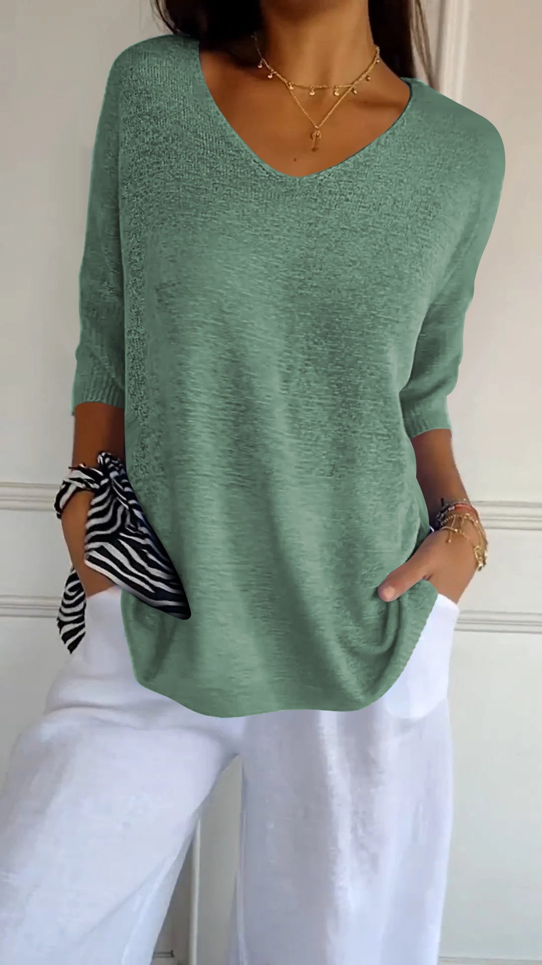Delphine | Casual V-Neck Top