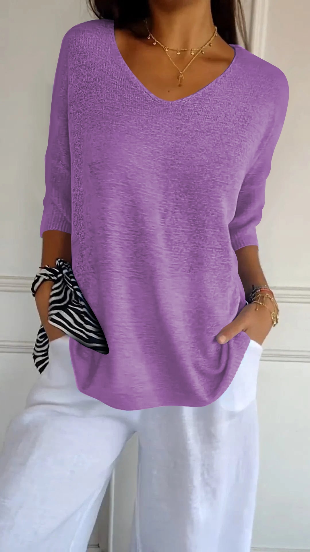 Delphine | Casual V-Neck Top