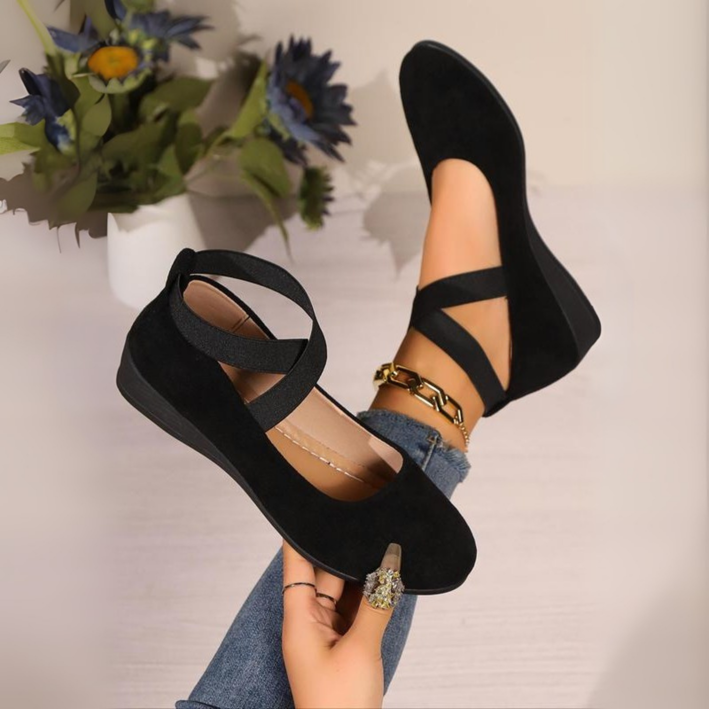 Joséphine | Closed Wedge Slip-On Shoes