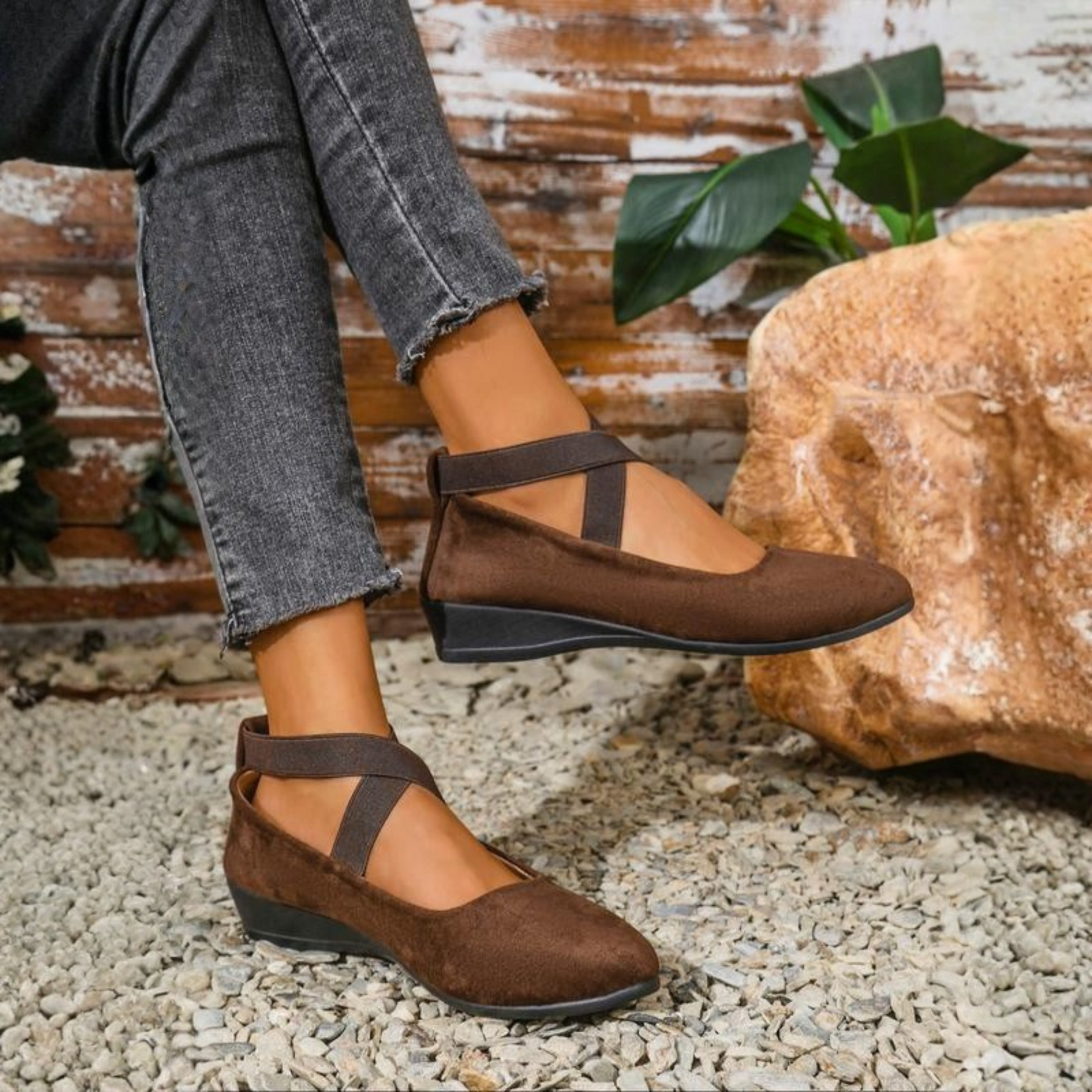 Joséphine | Closed Wedge Slip-On Shoes