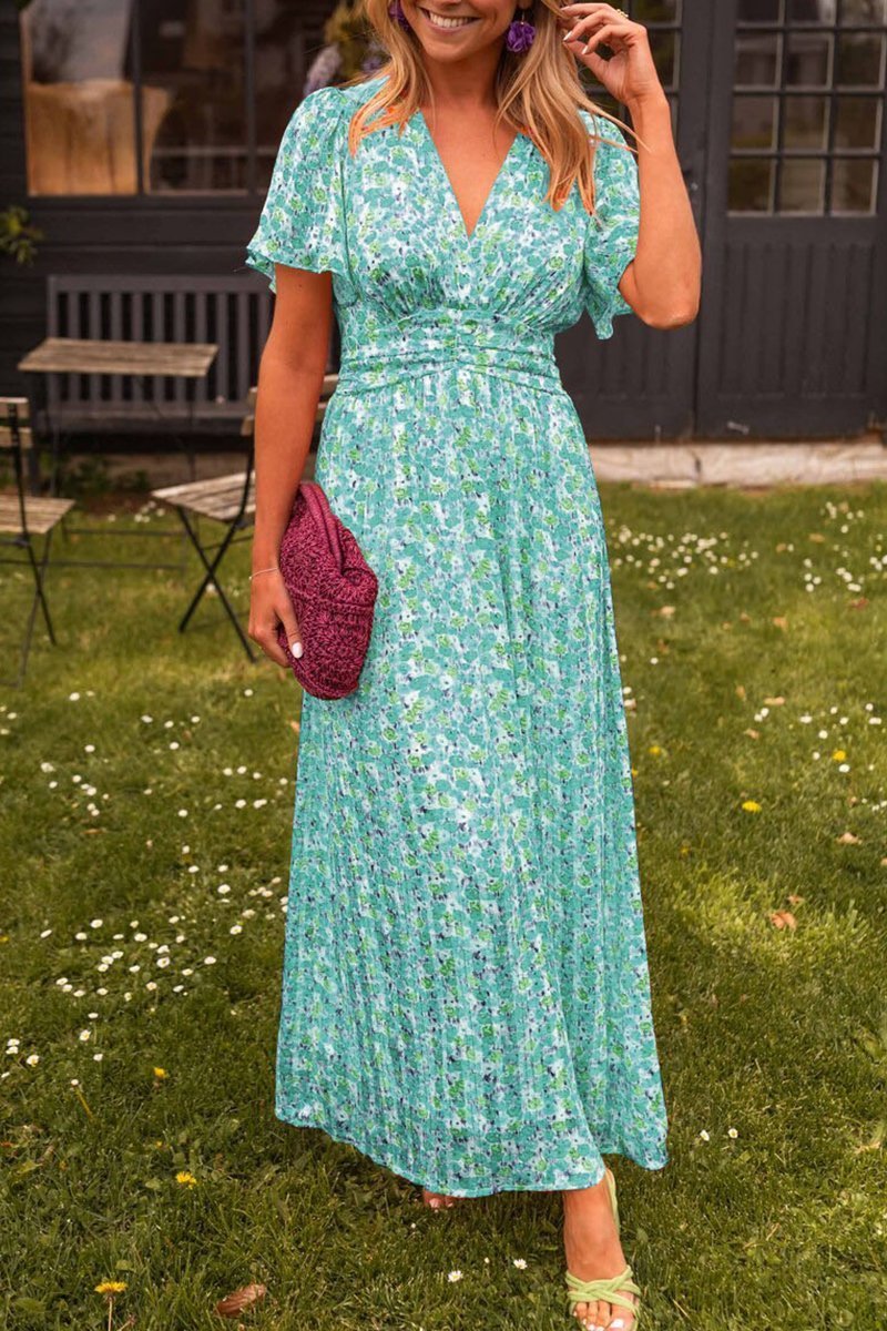 Erin | Classic V-Neck Dress
